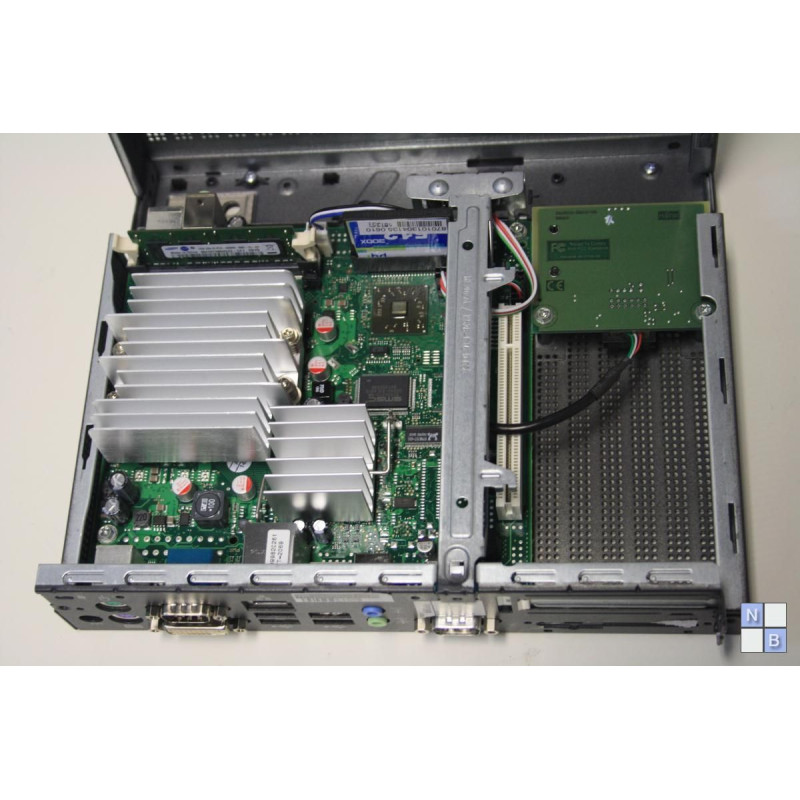 Тонкый клиент Fujitsu FUTRO S550 usff-AMD Sempron 2100+-1,0GHz-2Gb-DDR2-4Gb Flash- Б/У
