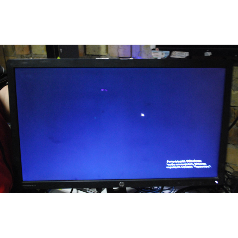 Монітор 23" HP EliteDisplay E231 1920*1080 TN+film- (подряпина і засвети на екрані) УЦІНКА- Б/В