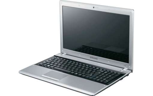 Ноутбук Samsung NP-RV520-S01SE-Intel Core i3-2310M-2.1GHz-4Gb-DDR3-500Gb-HDD-W15.6-HD-DVD-R-(B)- Б/В