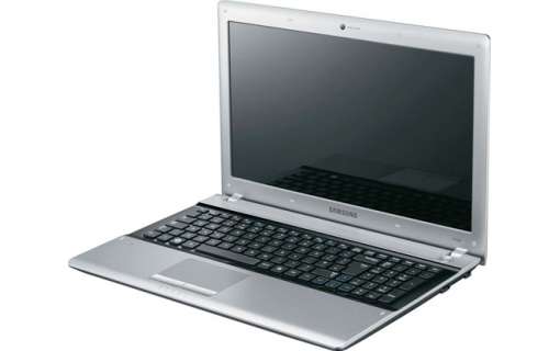 Ноутбук Samsung NP-RV520-Intel Core i3-2310M-2.1GHz-4Gb-DDR3-640Gb-HDD-W15.6-HD-DVD-R-nVidia GeForce 520M-(С-)-Б/У